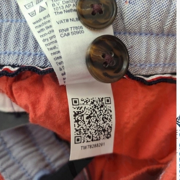 (NWT) Tommy Hilfiger Men's THFLEX 9" inseam Shorts Size- Large - Picture 7 of 7